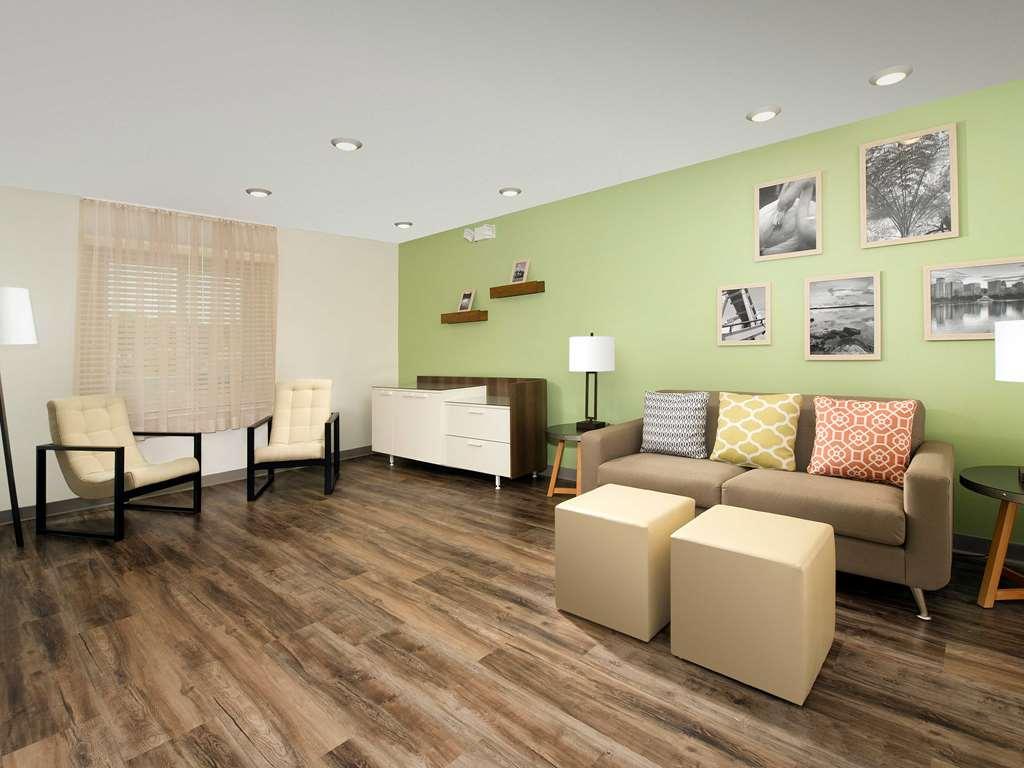 Woodspring Suites Providence İç mekan fotoğraf